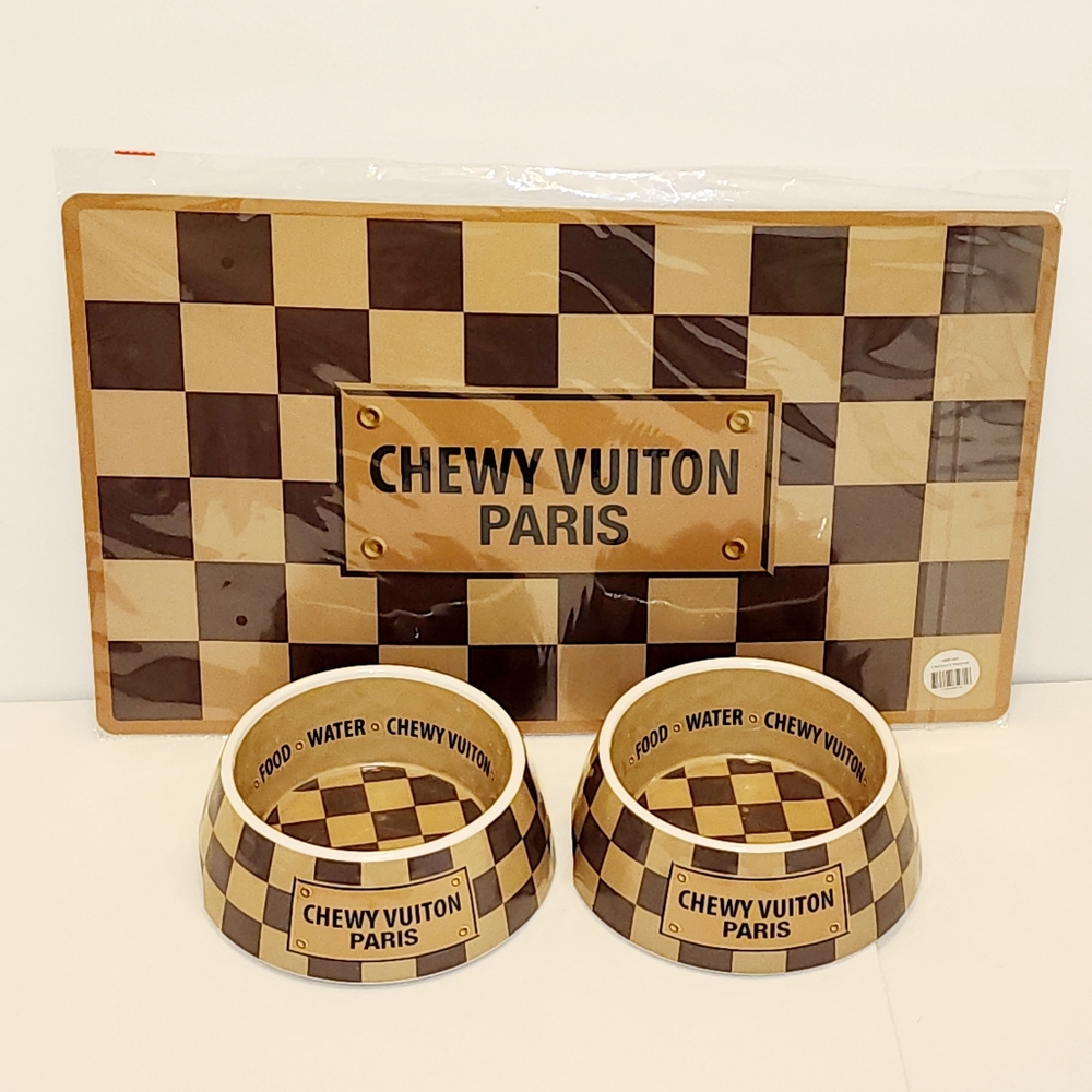 NEW Set of 2 Checker Chewy Vuiton Bowl and 2 Matching Checkered Placemat